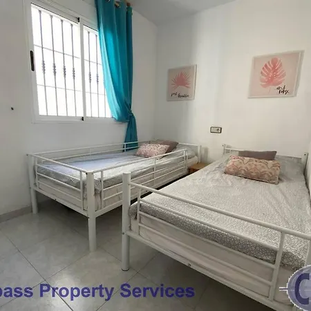 El Chaparrel 1st Floor With Com Pool Tv9 Torrevieja